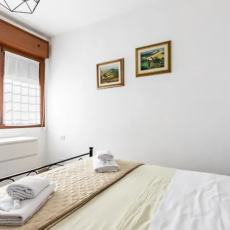La Nicchia Dei Papi - Visarno Arena Lovely Apartment Florence