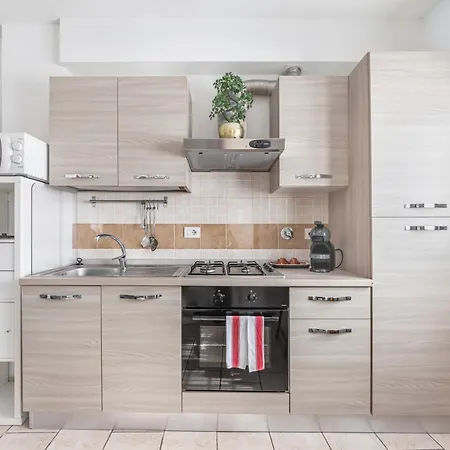 Guesthost - La Nicchia Dei Papi - Visarno Arena Lovely *